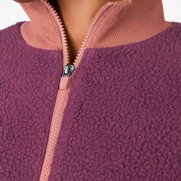 Fabletics Cropped pullover! - Picture 6 of 7